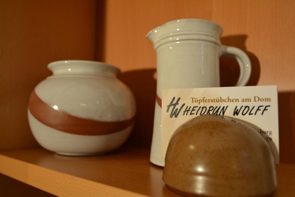 Ferienwohnung Domschatz Naumburg  Zimmer foto